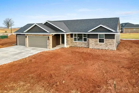 1668 Torchwood Trl, De Pere, WI 54115