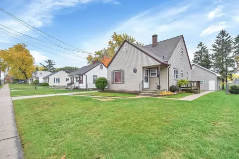 1365 Western Ave, Green Bay, WI 54303