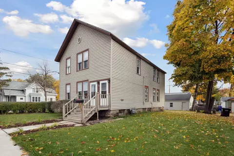 820 N Morrison Ave, Appleton, WI 54911 photo 2