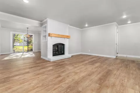 213 W Lindbergh St, Appleton, WI 54911 photo 6
