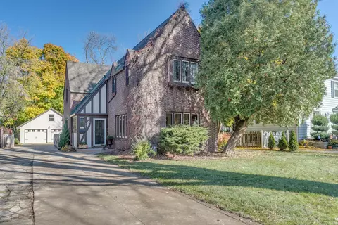 926 E College Ave, Appleton, WI 54911