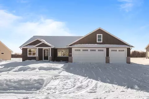1941 White Dove Ln, Kaukauna, WI 54130