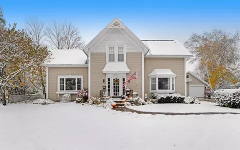 811 Wyman St, New London, WI 54961