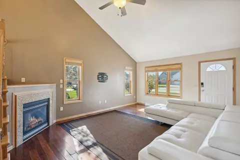 4724 N Apple Rd, Appleton, WI 54913 photo 9