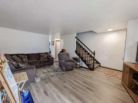 1923 W Jonathon Dr, Appleton, WI 54914 photo 3