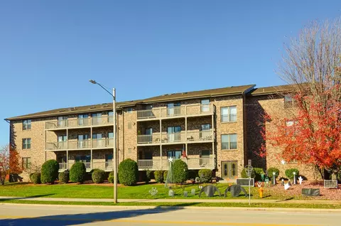 300 W St Joseph St #15, Green Bay, WI 54301