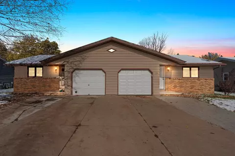 114 Northbreeze Dr, Appleton, WI 54911
