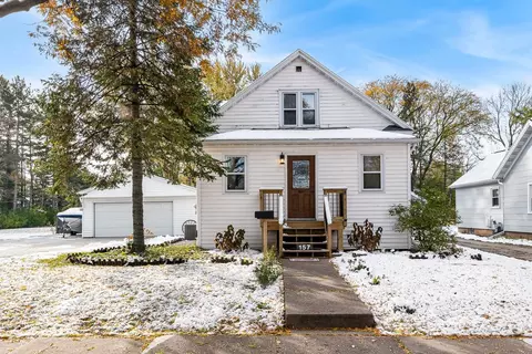 157 W Seymour St, Appleton, WI 54915 photo 2