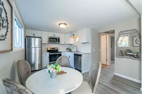 301 E Harding Dr, Appleton, WI 54915 photo 9