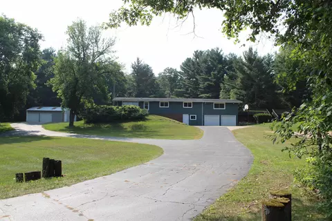 w6333 Buttercup Avenue, Wautoma, WI 54982
