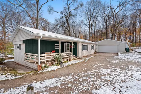 n3210 Bungert Lane, Hortonville, WI 54944
