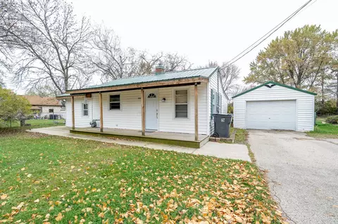 566 SW Ceresco St, Berlin, WI 54923
