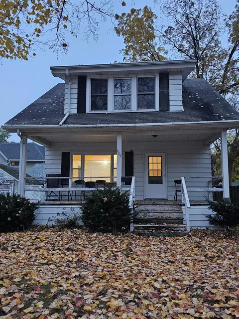809 N Durkee St, Appleton, WI 54911