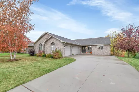 3821 Scotchman Cir, Green Bay, WI 54311