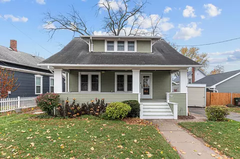 205 W Division St, Kaukauna, WI 54130