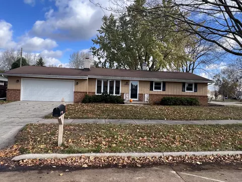 1000 W Browning St, Appleton, WI 54914