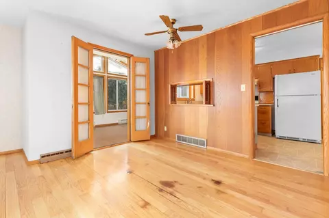 1512 S Bartell Dr, Appleton, WI 54914 photo 4