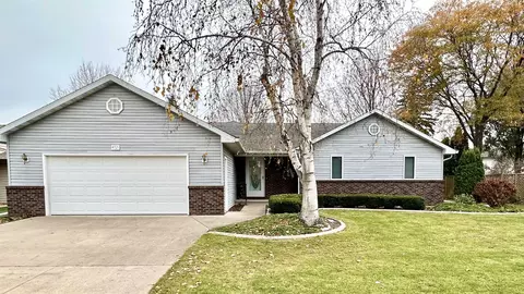 4721 W Periwinkle Ct, Appleton, WI 54914