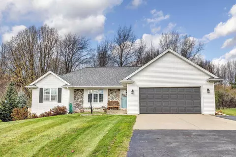 2246 Elvira Way, Green Bay, WI 54313