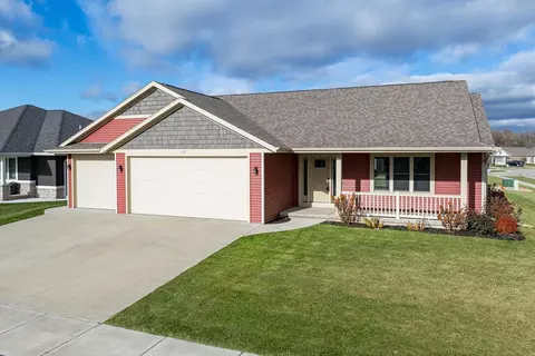 3350 Casey Trl, Oshkosh, WI 54904