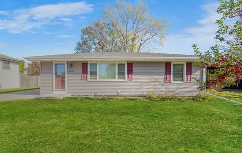 2252 Marathon Ave, Neenah, WI 54956