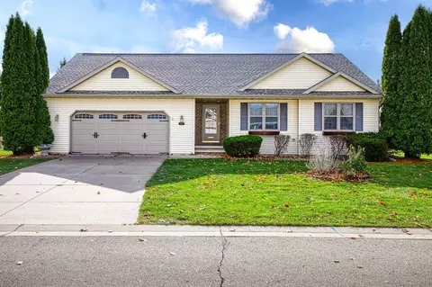 1643 W Kaylee Ln, Appleton, WI 54914