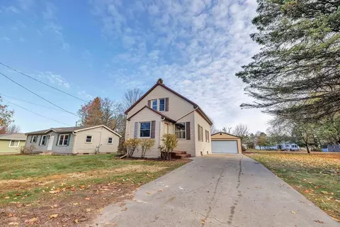 426 S Milwaukee Ave, Oconto Falls, WI 54154