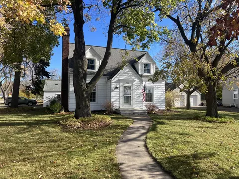 702 Reed St, Neenah, WI 54956