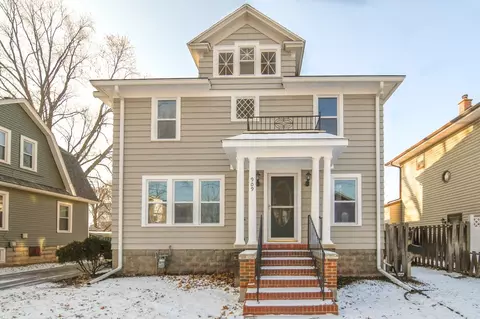 909 Howard St, Green Bay, WI 54303