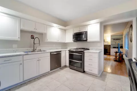 1530 N Briarcliff Dr, Appleton, WI 54915 photo 9