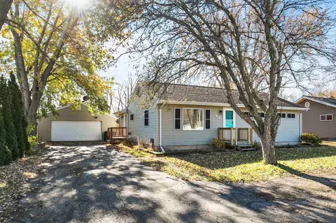 1641 Plank Rd, Menasha, WI 54952