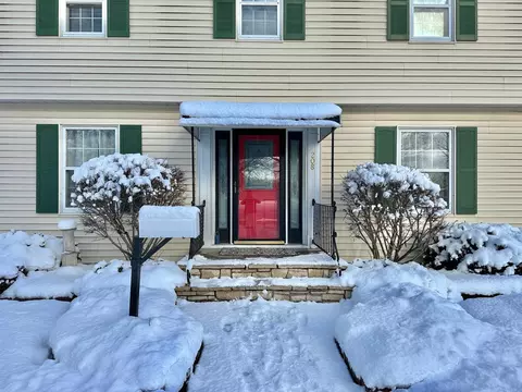 208 E Glendale Ave, Appleton, WI 54911 photo 4