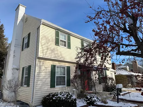 208 E Glendale Ave, Appleton, WI 54911 photo 3