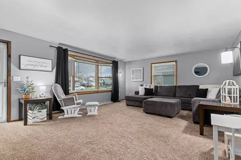 314 W Weiland Ave, Appleton, WI 54911 photo 6