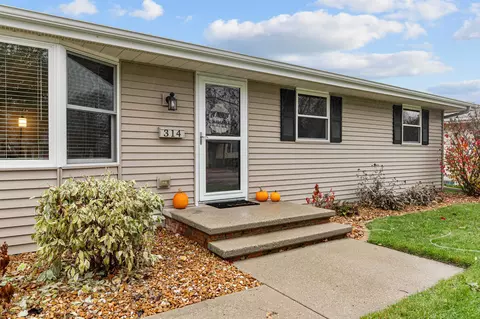 314 W Weiland Ave, Appleton, WI 54911 photo 30