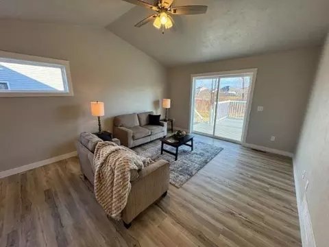 Living - 4802 N Marlo Way #20, Appleton, WI 54913 photo 3 of 3