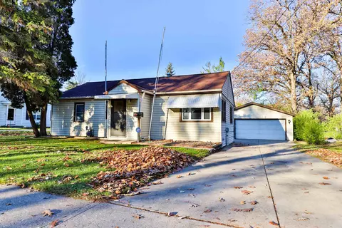 1108 Western Ave, Green Bay, WI 54303