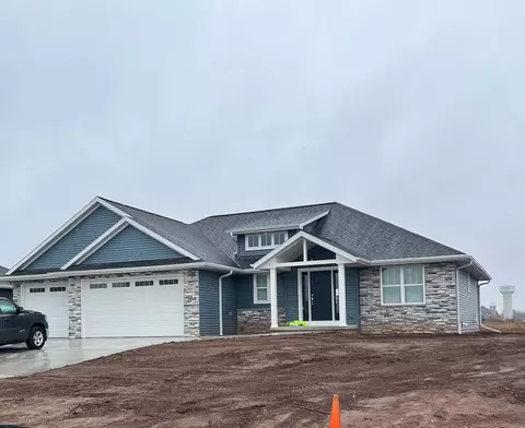 2697 Willow Grove Ln, Green Bay, WI 54311