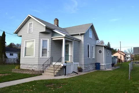 516 Otter Ave, Oshkosh, WI 54901