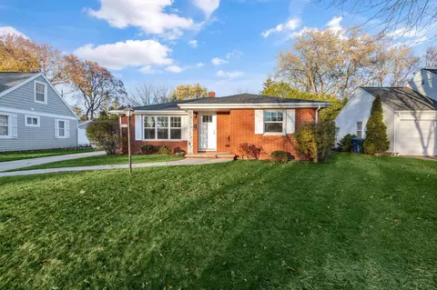433 Wilcox Ct, De Pere, WI 54115