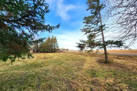 W Edgewood Drive, Appleton, WI 54913 photo 2