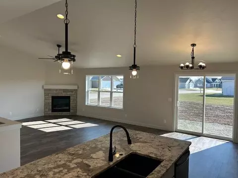 2995 E Turquoise Ln, Appleton, WI 54913 photo 4