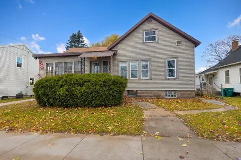 1025 Jackson St, Marinette, WI 54143
