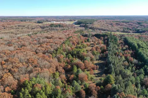 3 Rd Ln, Coloma, WI 54930