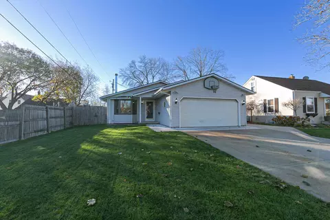 802 Edward St, Neenah, WI 54956