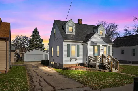 115 Edna Ave, Neenah, WI 54956