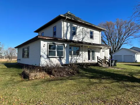 n9106 Ash Road, Bear Creek, WI 54922
