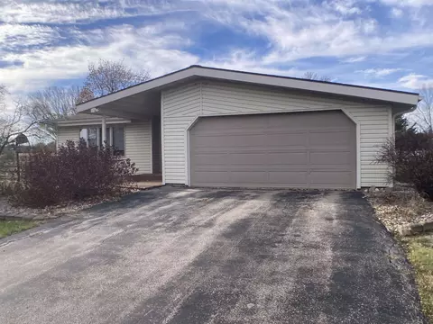 W7605 County M Road, Shawano, WI 54166