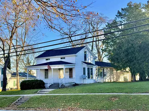 232 N Wisconsin St, Berlin, WI 54923