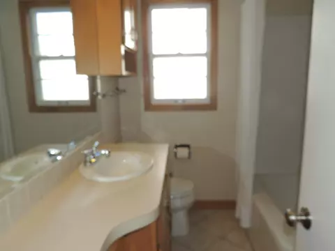 1819 S Sanders St, Appleton, WI 54915 photo 11